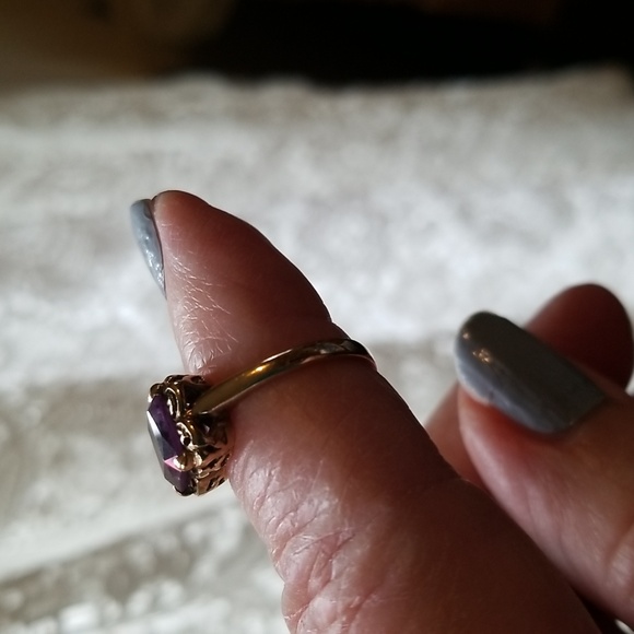 Vintage 10K gold ring with Amethyst stone - Picture 5 of 10